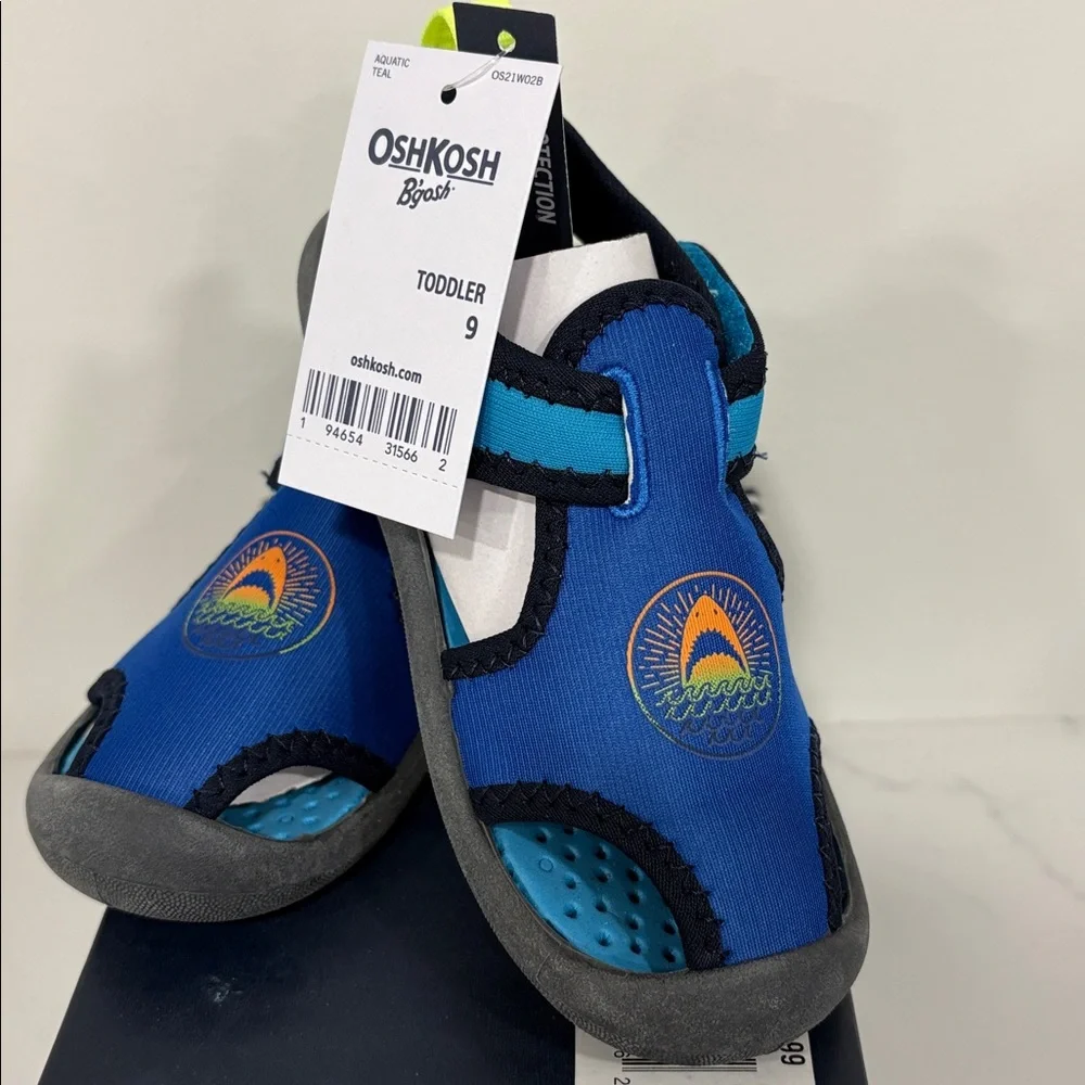 Osh Kosh B’Gosh Water Shoes